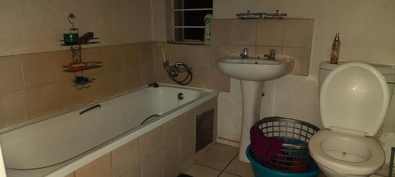 1 Bedroom Property for Sale in Klippoortje Gauteng