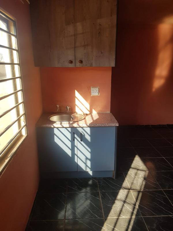 To Let 1 Bedroom Property for Rent in Siluma View Gauteng
