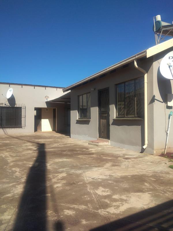 To Let 1 Bedroom Property for Rent in Spruit View Gauteng