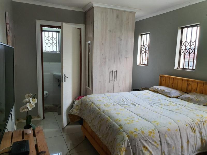 To Let 1 Bedroom Property for Rent in Amatola View Eastern Cape