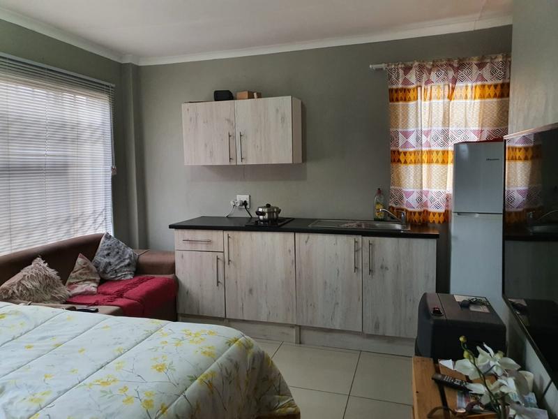 To Let 1 Bedroom Property for Rent in Amatola View Eastern Cape