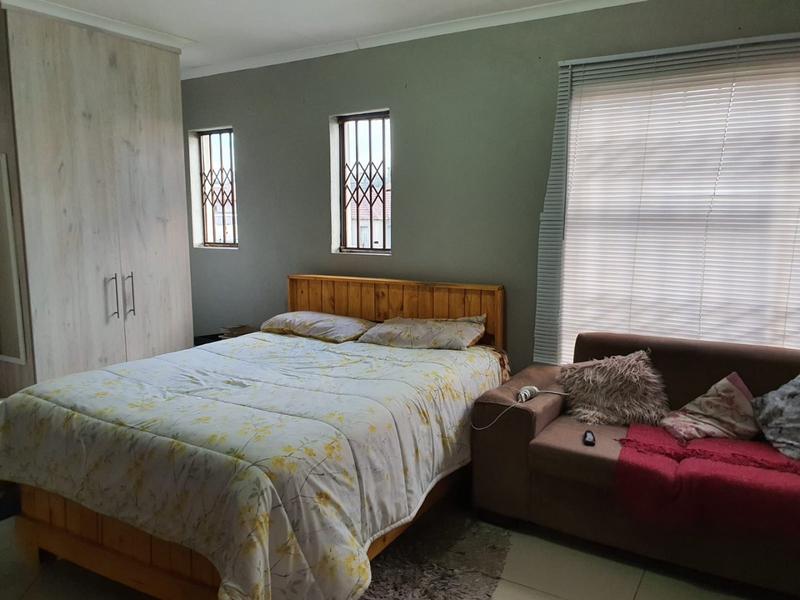 To Let 1 Bedroom Property for Rent in Amatola View Eastern Cape