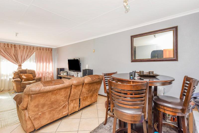 3 Bedroom Property for Sale in Bloubosrand Gauteng