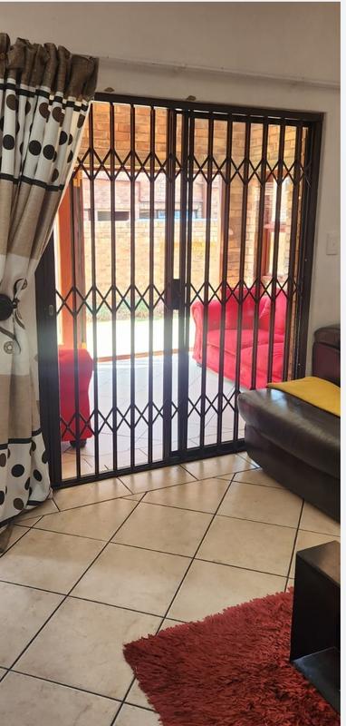 4 Bedroom Property for Sale in North Riding Gauteng