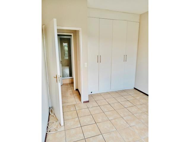 1 Bedroom Property for Sale in Douglasdale Gauteng