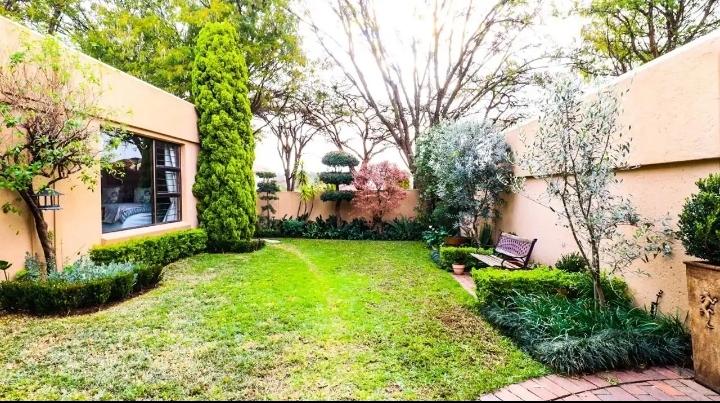 3 Bedroom Property for Sale in Lonehill Gauteng