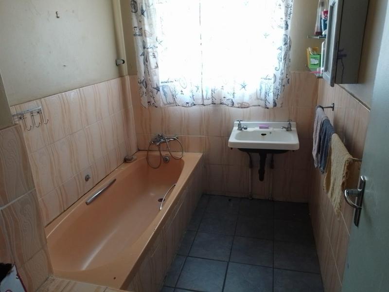 To Let 4 Bedroom Property for Rent in Homelake Gauteng