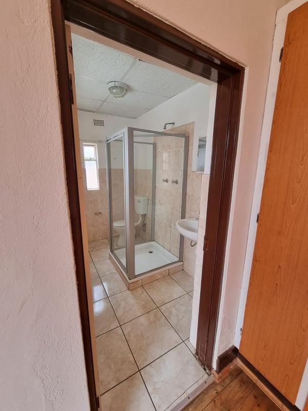 To Let 3 Bedroom Property for Rent in Randgate Gauteng