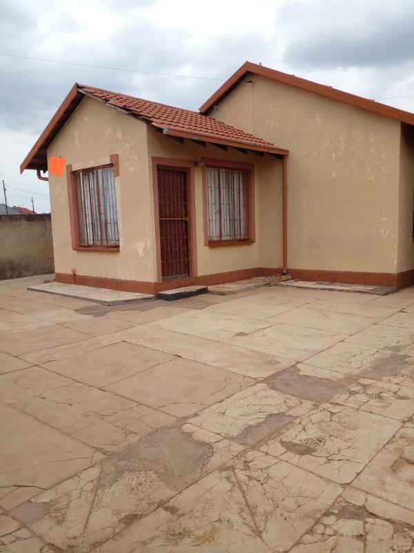 3 Bedroom Property for Sale in Mohlakeng Gauteng