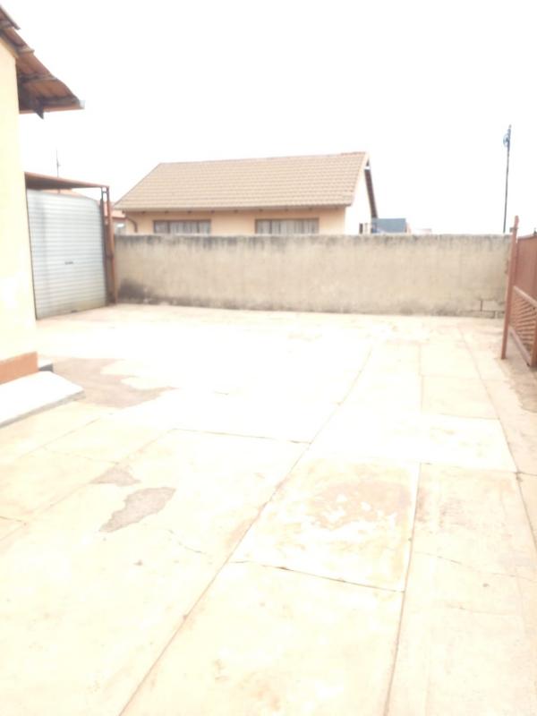 3 Bedroom Property for Sale in Mohlakeng Gauteng