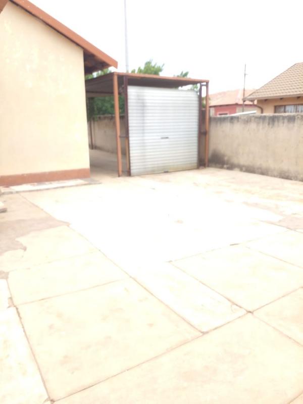 3 Bedroom Property for Sale in Mohlakeng Gauteng