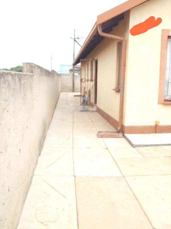 3 Bedroom Property for Sale in Mohlakeng Gauteng