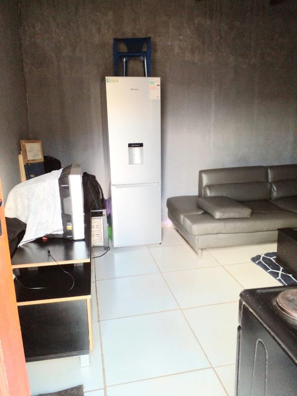 1 Bedroom Property for Sale in Mohlakeng Gauteng