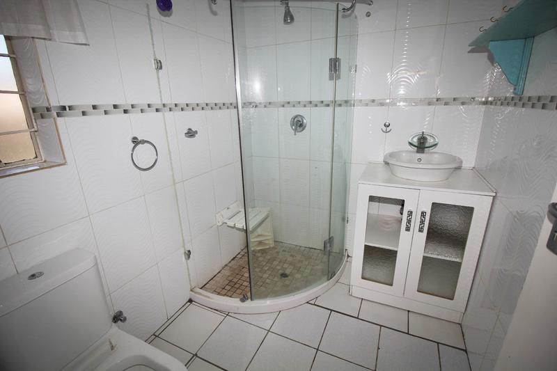 4 Bedroom Property for Sale in Finsbury Gauteng