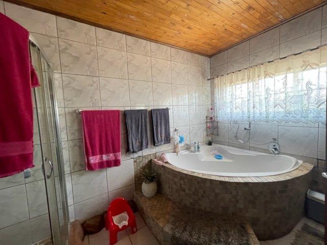3 Bedroom Property for Sale in Loumarina A H Gauteng
