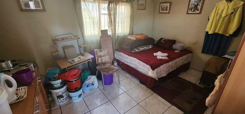 2 Bedroom Property for Sale in Moroka Gauteng