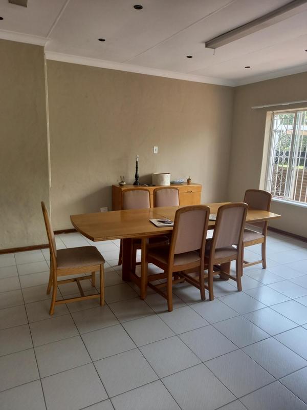 3 Bedroom Property for Sale in Victory Park Gauteng
