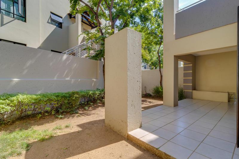 1 Bedroom Property for Sale in Lonehill Gauteng