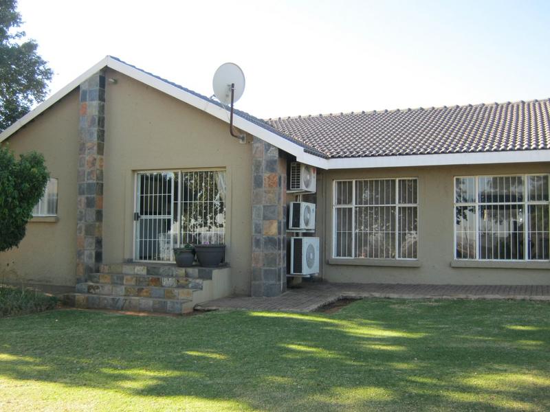 3 Bedroom Property for Sale in Avalonia A H Gauteng