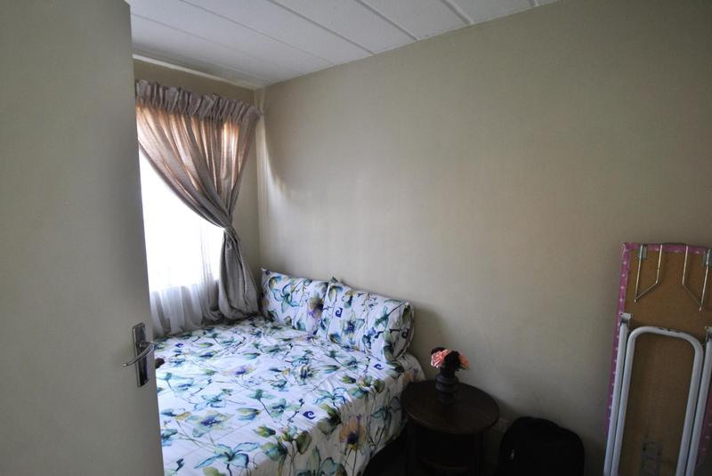 2 Bedroom Property for Sale in Verwoerdpark Gauteng