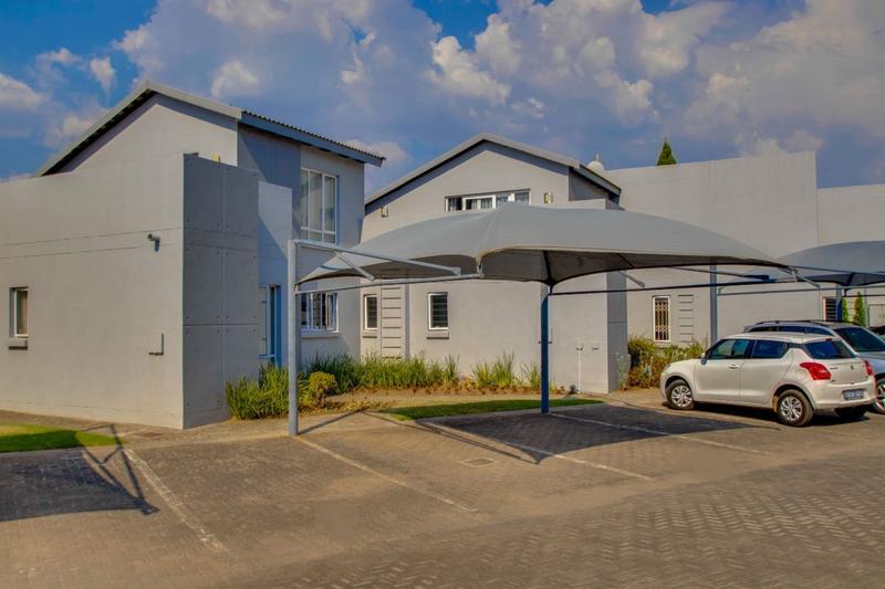 2 Bedroom Property for Sale in Broadacres Gauteng