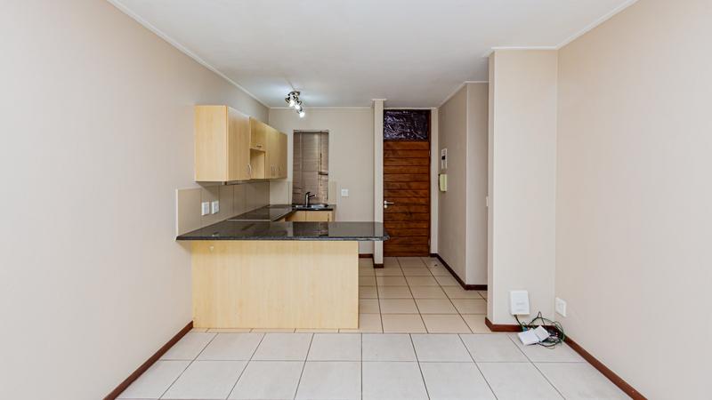 1 Bedroom Property for Sale in Jackal Creek Golf Estate Gauteng