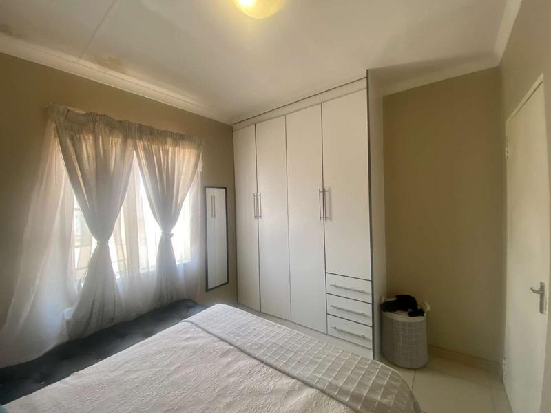 2 Bedroom Property for Sale in Fleurhof Gauteng