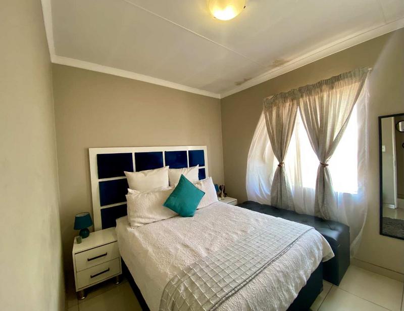 2 Bedroom Property for Sale in Fleurhof Gauteng