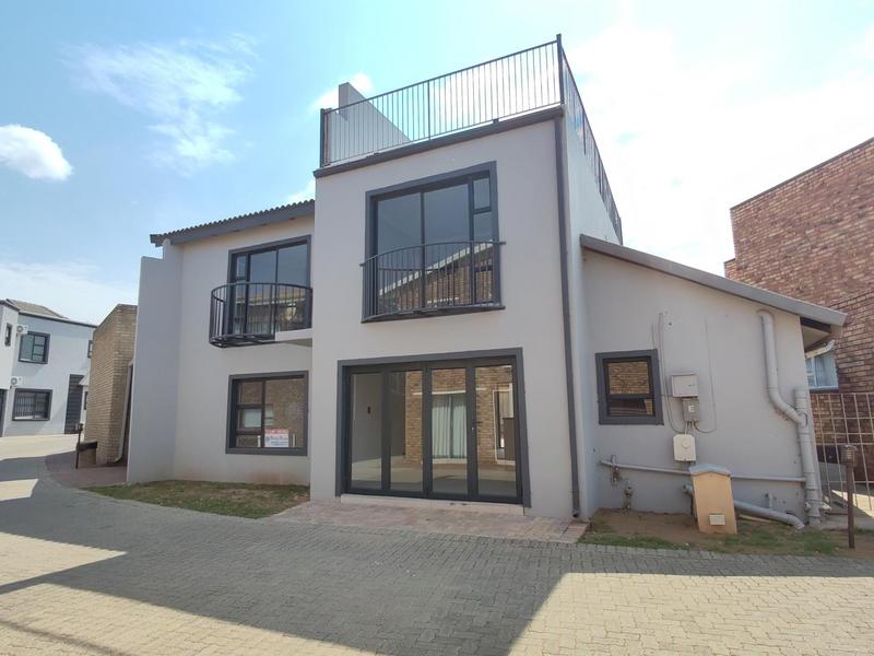 4 Bedroom Property for Sale in Misty Bay Gauteng