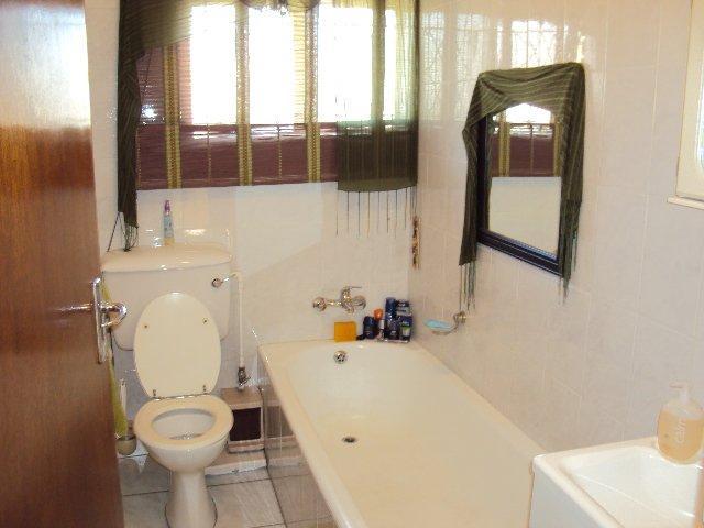 2 Bedroom Property for Sale in Birchleigh Gauteng