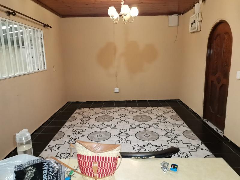 To Let 1 Bedroom Property for Rent in Moret Gauteng