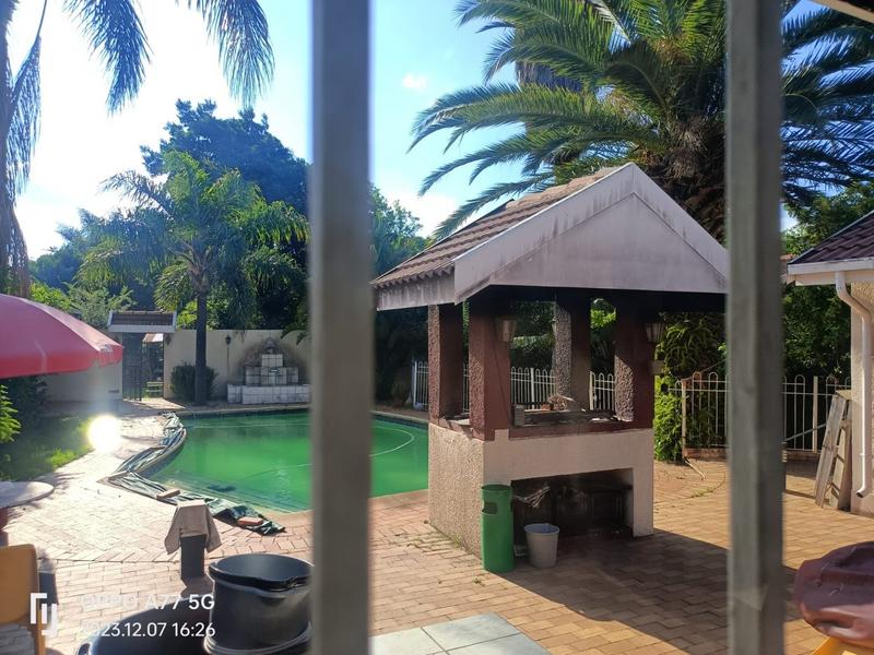 4 Bedroom Property for Sale in Lombardy East Gauteng