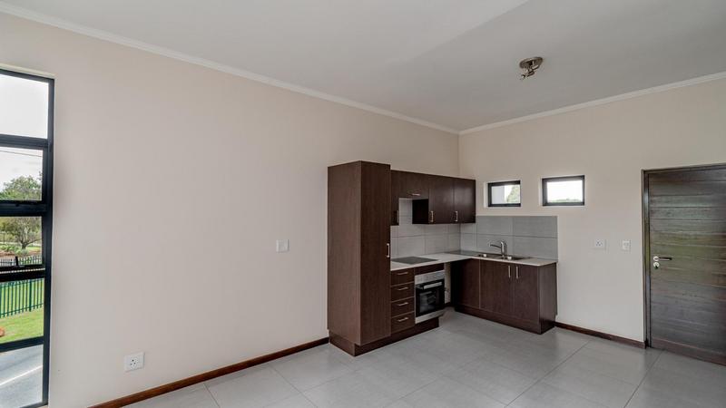 1 Bedroom Property for Sale in Jackal Creek Golf Estate Gauteng