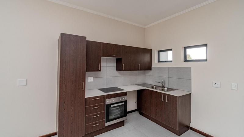 1 Bedroom Property for Sale in Jackal Creek Golf Estate Gauteng