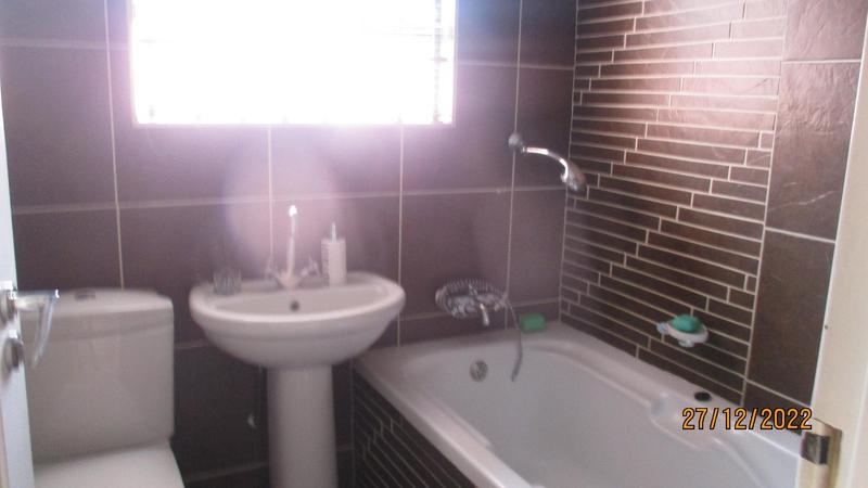 3 Bedroom Property for Sale in Vosloorus Ext 5 Gauteng
