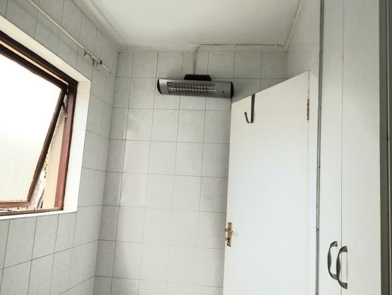 1 Bedroom Property for Sale in New Market Gauteng