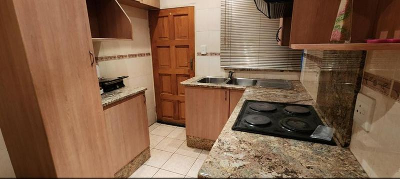 5 Bedroom Property for Sale in Laudium Gauteng