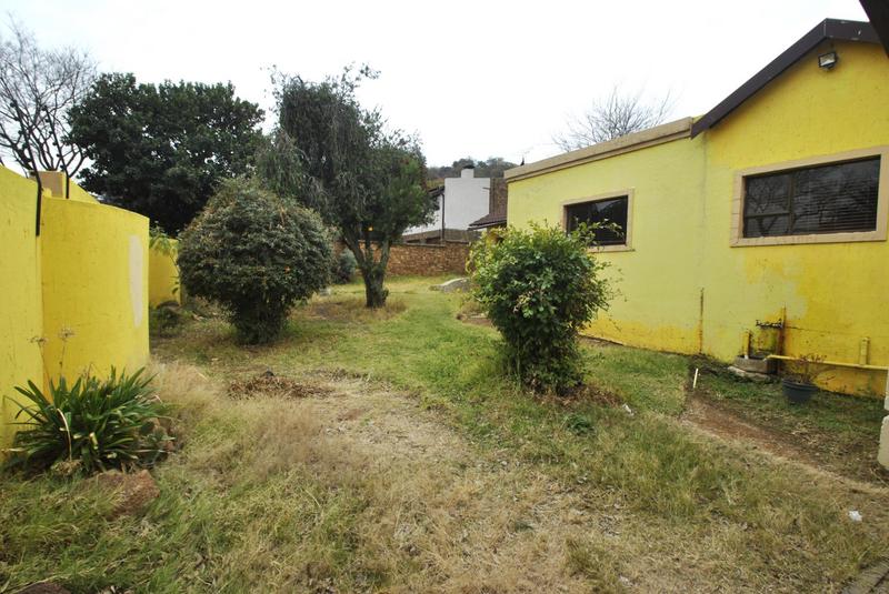 4 Bedroom Property for Sale in Mulbarton Gauteng