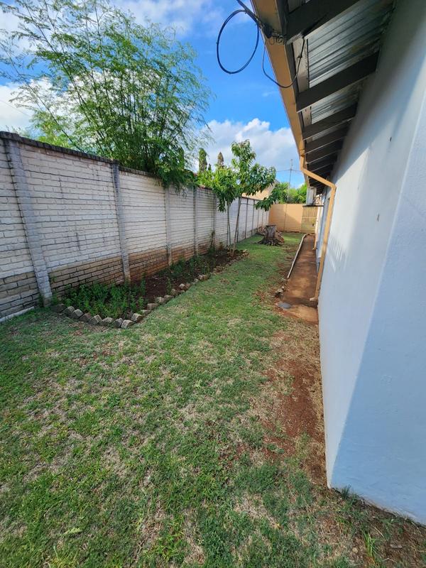 4 Bedroom Property for Sale in Erasmia Gauteng