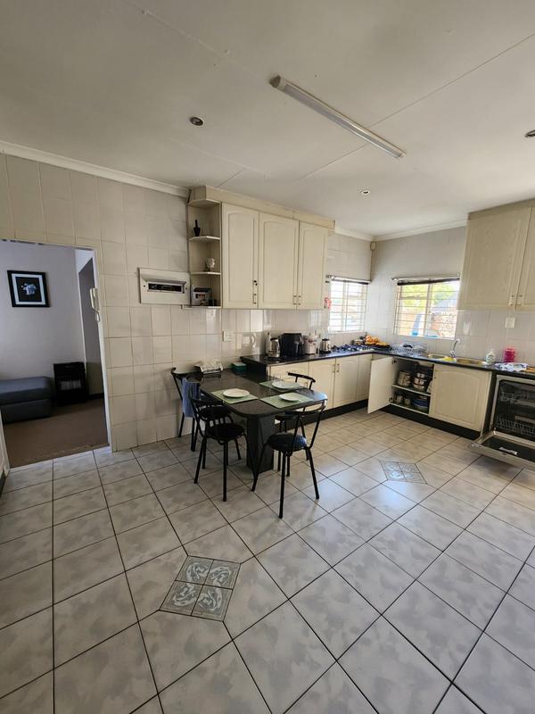 4 Bedroom Property for Sale in Erasmia Gauteng