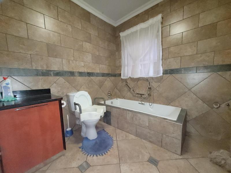 1 Bedroom Property for Sale in Benoni North Gauteng