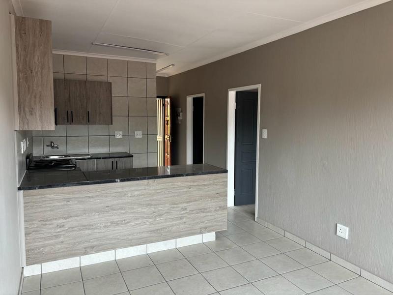 2 Bedroom Property for Sale in Bezuidenhout Valley Gauteng