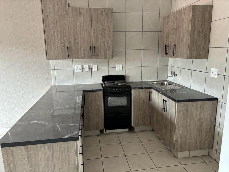 2 Bedroom Property for Sale in Bezuidenhout Valley Gauteng