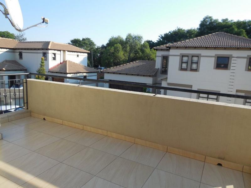 4 Bedroom Property for Sale in Annlin Gauteng