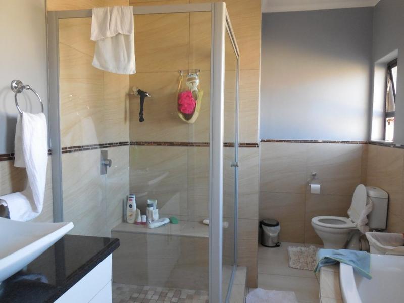 4 Bedroom Property for Sale in Annlin Gauteng