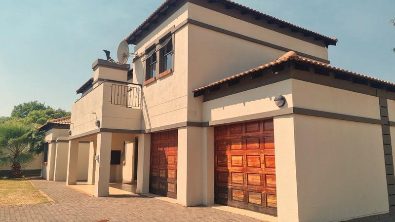 4 Bedroom Property for Sale in Annlin Gauteng