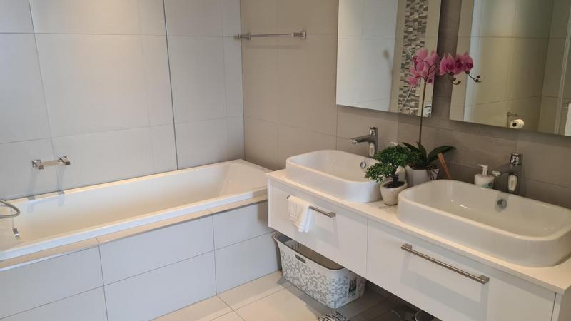 To Let 2 Bedroom Property for Rent in Morningside Gauteng