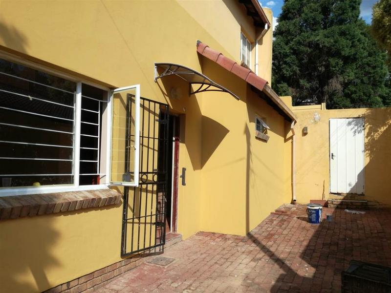 To Let 1 Bedroom Property for Rent in Faerie Glen Gauteng