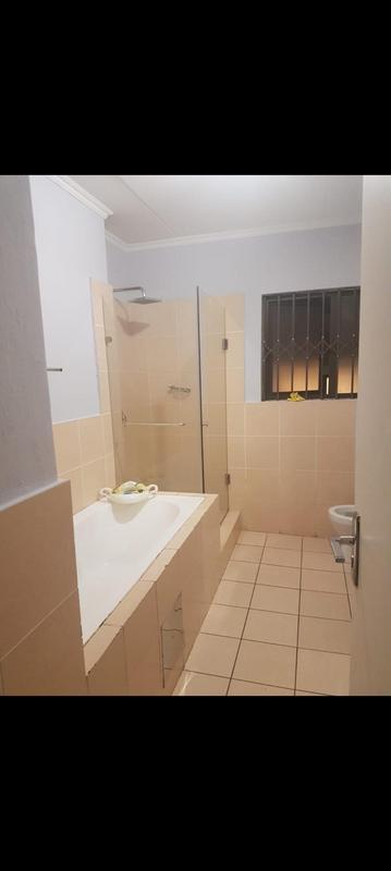 2 Bedroom Property for Sale in Carlswald Gauteng