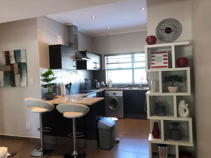 2 Bedroom Property for Sale in Morningside Gauteng